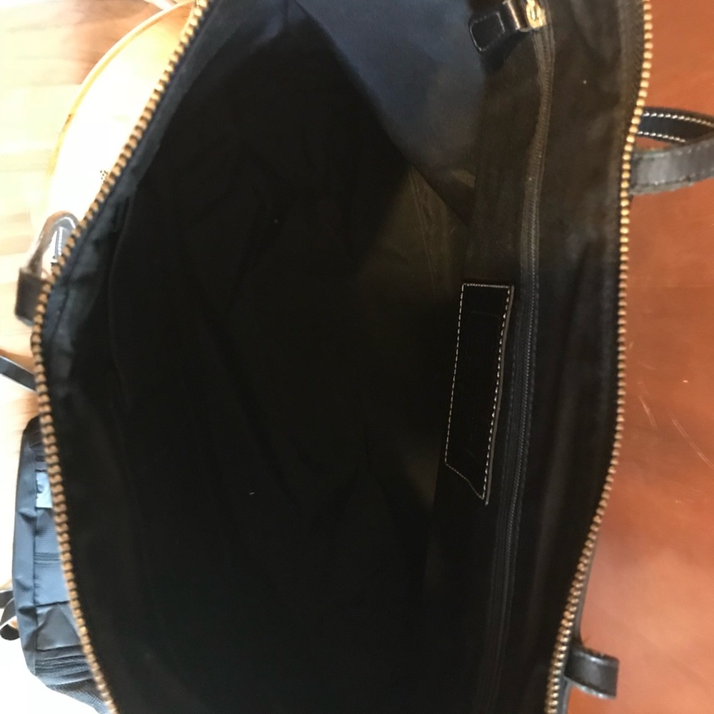 Large Coach Purse - Picture 2 of 2